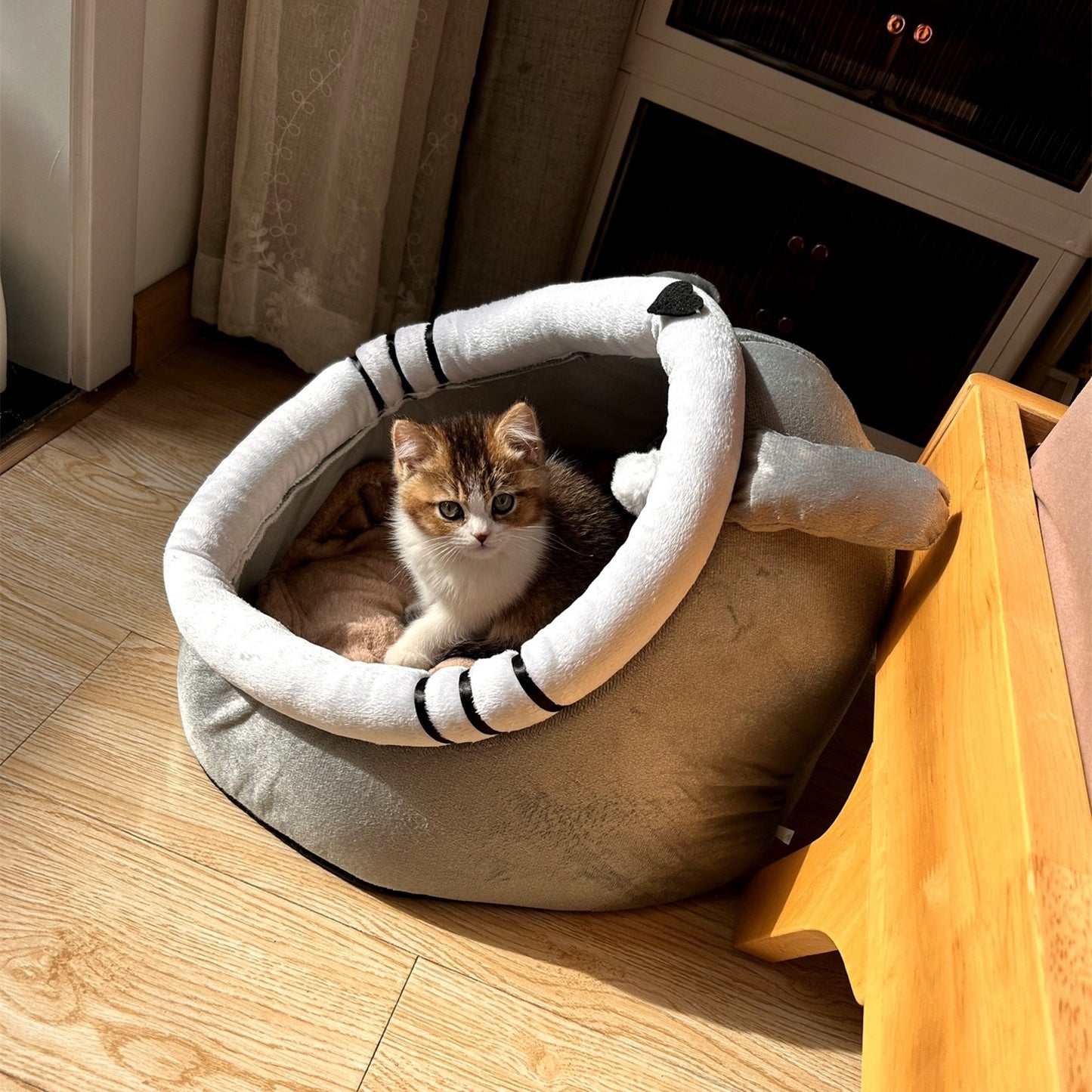 Tailfriends kattenmand met balletje-kattenhuisje-hondenbed-dogbed-kattenmat-maat XL-48*45*38cm